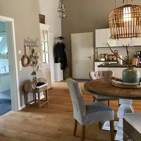 Seesucht-hohwacht - Grosse Im Beachhouse-stil, 2 Balkone, 2 Sz Und Nur 300m Zum * Hohwacht