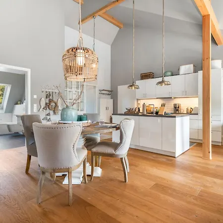 Seesucht-hohwacht - Grosse Im Beachhouse-stil, 2 Balkone, 2 Sz Und Nur 300m Zum Hohwacht