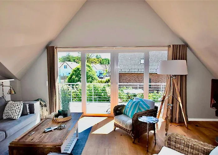 Appartement Seesucht-hohwacht - Grosse Im Beachhouse-stil, 2 Balkone, 2 Sz Und Nur 300m Zum