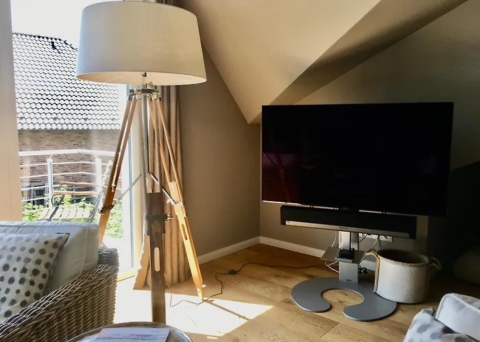 Appartement Seesucht-hohwacht - Grosse Im Beachhouse-stil, 2 Balkone, 2 Sz Und Nur 300m Zum